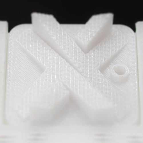 Impression 3D de matières plastiques - Xometry Europe - DLS / pour l'industrie électronique / pour l'industrie automobile