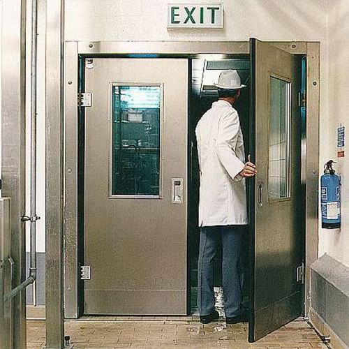 Porte battante - MI0402I - DAN-doors - en acier inoxydable / pour chambre froide / industrielle