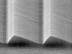 Réseau de diffraction incliné - Rockwell Scientific