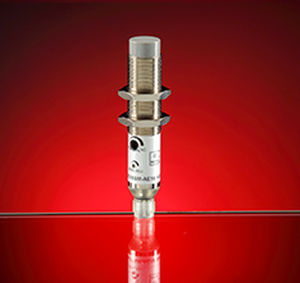 Capteur de proximité capacitif - APL00000 series - AECO - cylindrique / M18 / fileté
