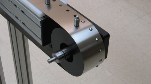 Poulie pour courroie crantée - Belt Technologies Europe Limited - crantée / pour courroie plate / en métal