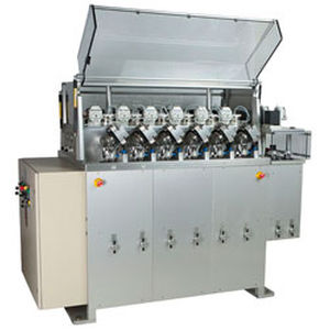 Simulateur - ADL hip - Advanced Mechanical Technology