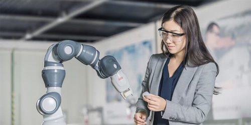 Cobot - YuMi® - IRB 14050 - ABB Robotics - 7 axes / pour l'assemblage / compact