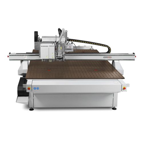 Détoureuse CNC - NOTUS  - COMAC s.r.o. - 3 axes / multibroche / pour bois