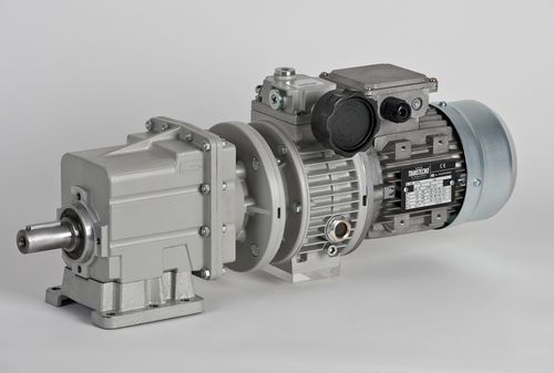 Variateur de vitesse mécanique avec réducteur hélicoïdal - 7 - 1 800 Nm, i= 1.4:1 - 8.2:1 |CMGV series - Transtecno