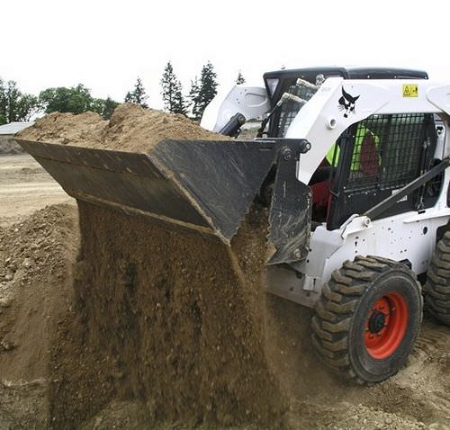 Godet 4 en 1 - BOBCAT - pour chargeuse compacte