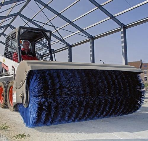 Godet balayeur - BOBCAT - pour chargeuse compacte