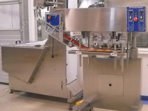 Capsuleuse linéaire - ProCap-1 - JDA PROGRESS IND. - automatique / pour bouteilles / pour l'industrie agroalimentaire