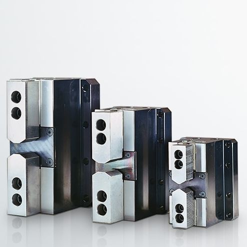 Étau auto-centrant - CVH series - Pascal Corporation - pour machine-outil / hydraulique / à double amorti