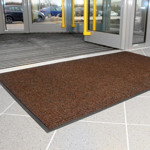 Tapis antisalissure - Toughrib  - COBA Europe Ltd - strié / en vinyle / marron