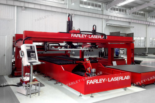 Machine de soudage laser à fibre - PW Series - Farley Laserlab - automatique / sur pieds / pour métal