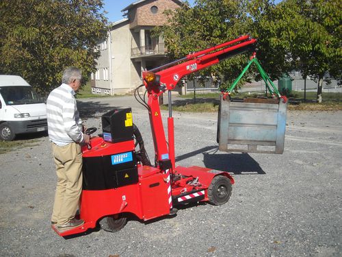 Grue mobile - 200 Panda - kegiom lifting s.n.c. - pour chantier / de manutention / hydraulique