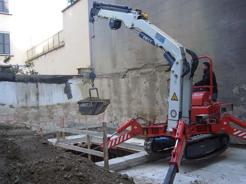 Grue sur chenilles - 8700-E4 - kegiom lifting s.n.c. - télescopique / articulée / de levage
