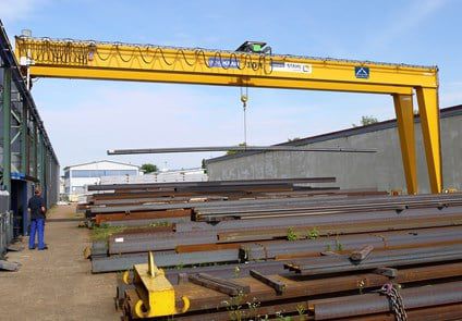 Semi-portique sur rail - STAHL CraneSystems GmbH - pour applications marines / pour chantier de préfabriqués / aérien