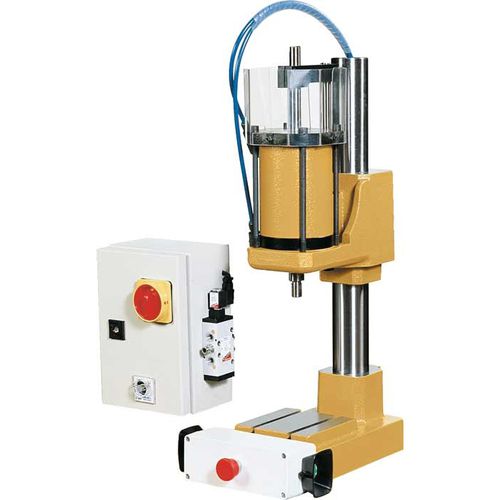 Presse pneumatique - S8BT - SOMAUT S.r.l. - de cintrage / à redresser / d'emboutissage