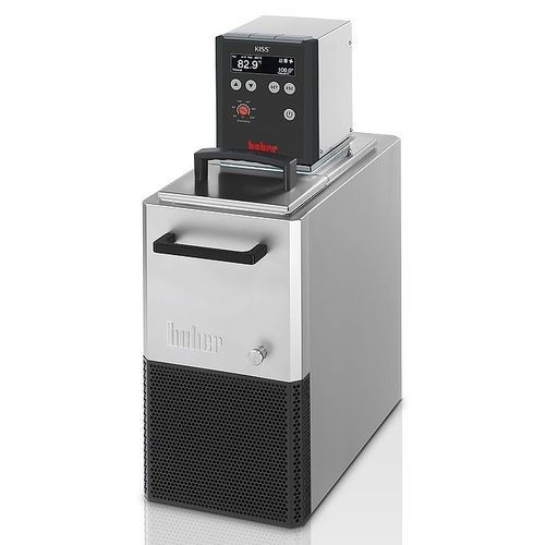 Bain thermostatique en acier inoxydable - KISS K6 - Huber Kältemaschinenbau SE - à affichage numérique / de chauffage / de laboratoire