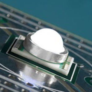 LED blanche - XR-E   - Cree - carrée / SMD / d'éclairage