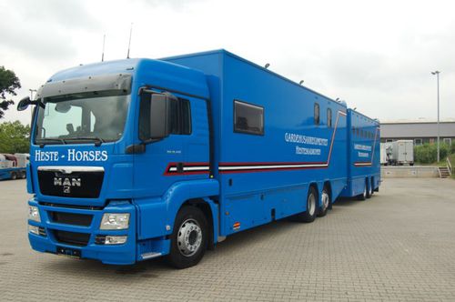 Camion de transport - Big Equipe L series - Böckmann - pour chevaux / à 3 essieux