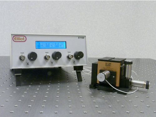Platine XYZ - MDE623  - Elliot Scientific - manuelle / piézo / 3 axes