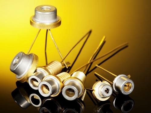 Diode laser pulsée - LASER COMPONENTS - à état solide / infrarouge / à semi-conducteur