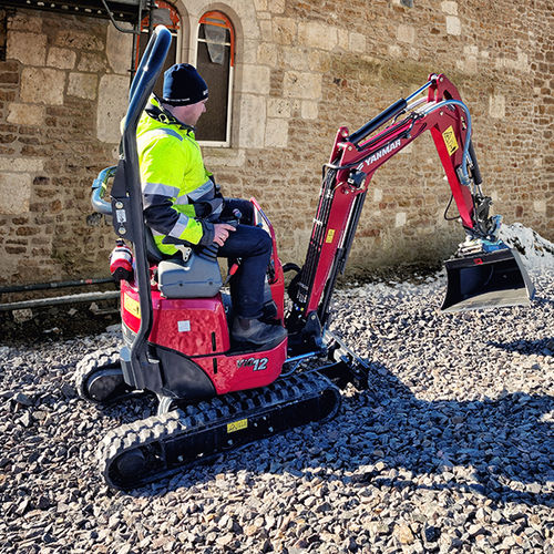 Mini pelle - ViO12-2A - YANMAR COMPACT EQUIPMENT EMEA S.A.S. - sur chenilles / diesel / pour chantier de construction
