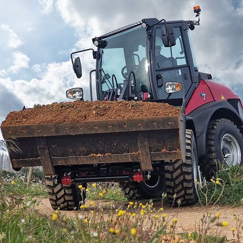Chargeuse à roues - V7 - YANMAR COMPACT EQUIPMENT EMEA S.A.S. - articulée / compacte