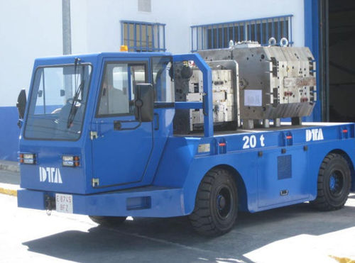 Camion à plate-forme - DTA - de transport / pour fortes charges / à moteur diesel