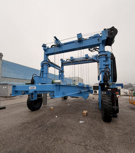 Chariot cavalier pour container - MST 28 - CIMOLAI TECHNOLOGY - pour la manutention de conteneurs / pour applications marines / électrique