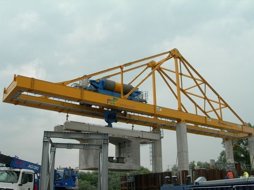 Grue mobile - CLD 260 - 6 - CIMOLAI TECHNOLOGY - derrick / pour chantier