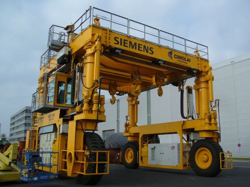 Portique de manutention sur pneus - MST 45 - CIMOLAI TECHNOLOGY - pour chantier de préfabriqués / télescopique