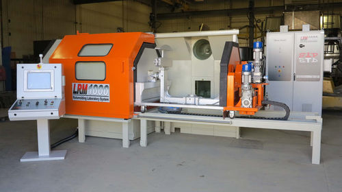 Machine de rotomoulage type shuttle - LRM - Polivinil Rotomachinery - pour laboratoire