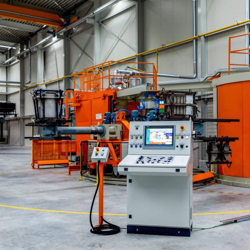 Machine de rotomoulage type carousel - PRM/CRM  - Polivinil Rotomachinery - à bras indépendants / 6 zones de travail / à haute efficacité