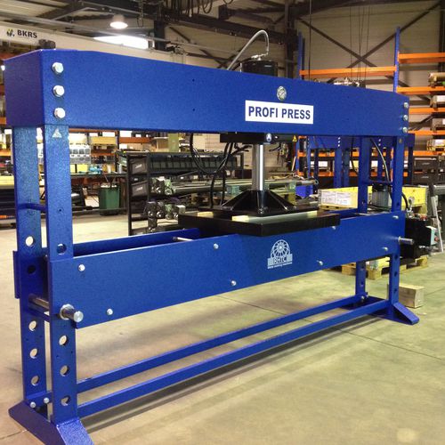 Presse sur mesure - RHTC BV - hydraulique / motorisée / de formage