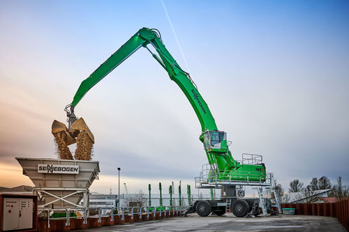 Pelle de manutention sur chenilles - 865 E - SENNEBOGEN Maschinenfabrik GmbH - sur pneus / hydraulique / électrique