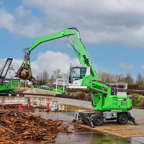 Grue forestière à flèche - 824 G - SENNEBOGEN Maschinenfabrik GmbH - à roues / sur chenilles