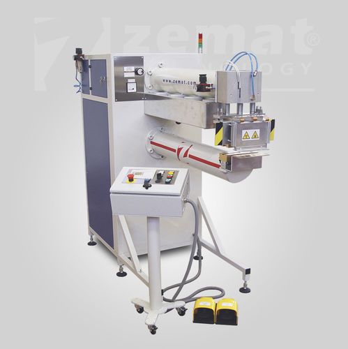 Machine de soudage par coin chauffant - DUCTA - Zemat Technology Group - à haute fréquence / contrôlée par PLC / pour PVC