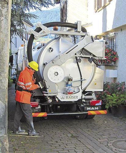 Camion hydrocureur - ECO-Combi - KAISER AG Fahrzeugwerk - à 3 essieux / à recyclage d'eau