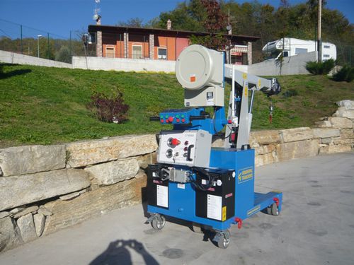 Grue mobile - GB 300 - Gruniverpal S.r.l. - à flèche / télescopique / à montage automatisé