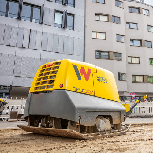 Plaque vibrante non réversible - DPU 130Le - Wacker Neuson SE - télécommandée