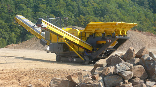 Concasseur à mâchoire - GIPOBAC B 1170 series - GIPO AG - mobile / compact / sur chenilles