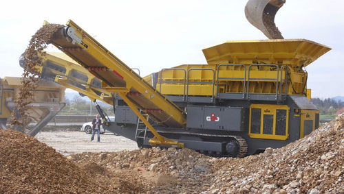 Crible pour mine - GIPOSCREEN RR 100 - GIPO AG - mobile / pour produits en vrac / 2 fractions