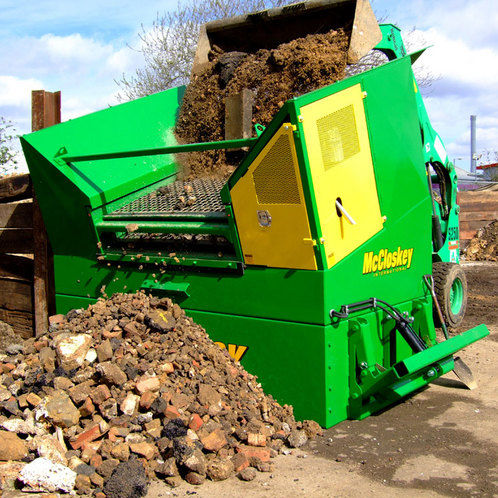 Crible pour chantier de construction - Mini Sizer - McCloskey International Limited - mobile / vibrant linéaire