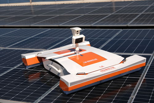 Robot de nettoyage pour panneaux solaires - Robsys Europe GmbH - nettoyage à sec / nettoyage humide / mobile
