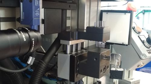 machine de fabrication pour cylindre de serrure - LOGITECH AUTOMAZIONE SRL