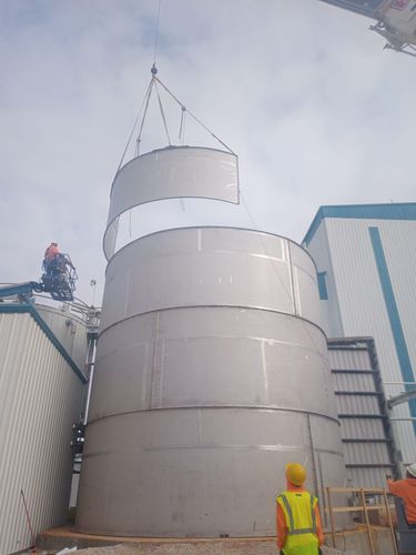 Silo soudé - HYBRIDO - SYCSA - boulonné / pour produits en vrac / pour l'industrie agroalimentaire