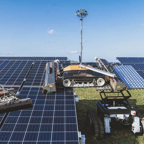 Robot de nettoyage pour panneaux solaires - T1 - SolarCleano SARL - nettoyage à sec / nettoyage humide / mobile