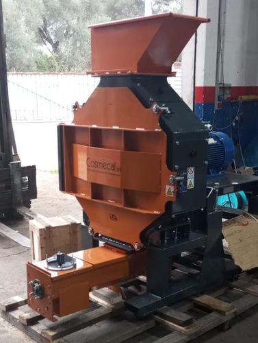 Broyeur de paille - RF 15 - Cosmecal srl - pour copeau / pour le bois / à marteaux