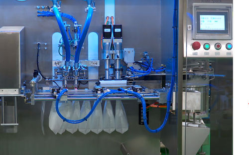 Remplisseuse capsuleuse multitête - Scaldopack NV - automatique / pour produits alimentaires / industrielle