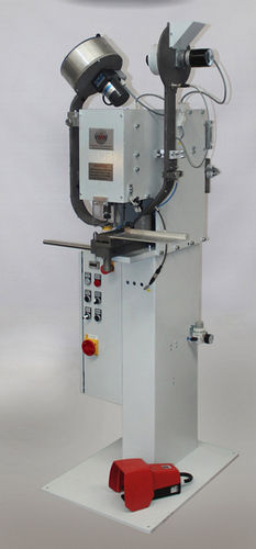 Machine de pose d'oeillets électrique - 033_10 (2) - Walter Winter Verbindungstechnik GmbH & Co.KG - automatique / avec amenage