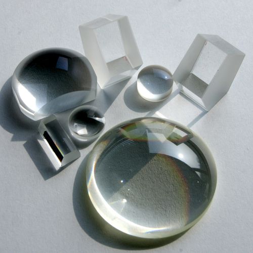 Composant optique selon spécification - OPTO5 srl